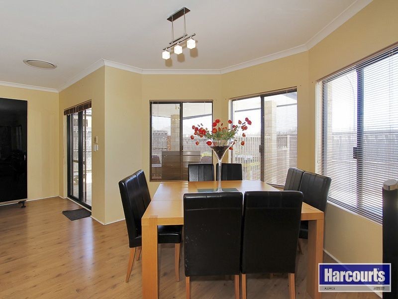 65 Watkins Loop, Tapping WA 6065