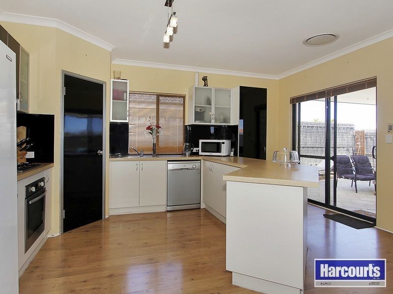 65 Watkins Loop, Tapping WA 6065