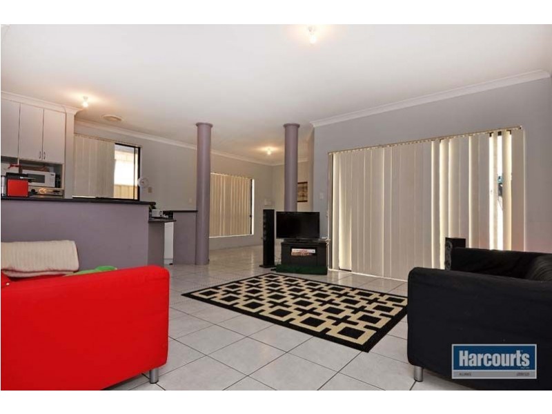 71B Regents Park Road, Joondalup WA 6027