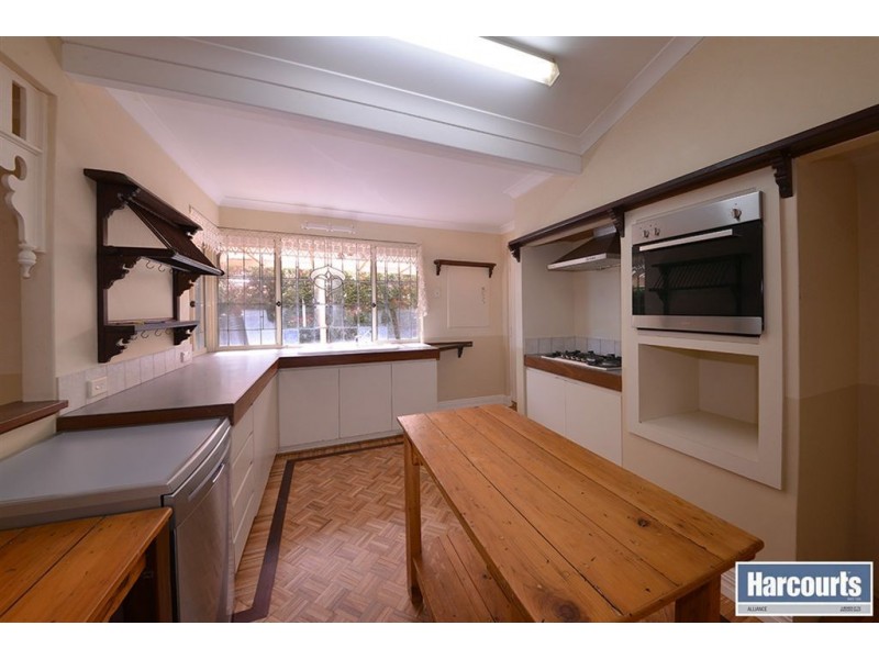 25 Bergalia Mews, Currambine WA 6028