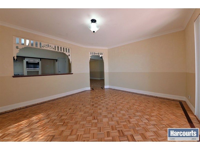 25 Bergalia Mews, Currambine WA 6028