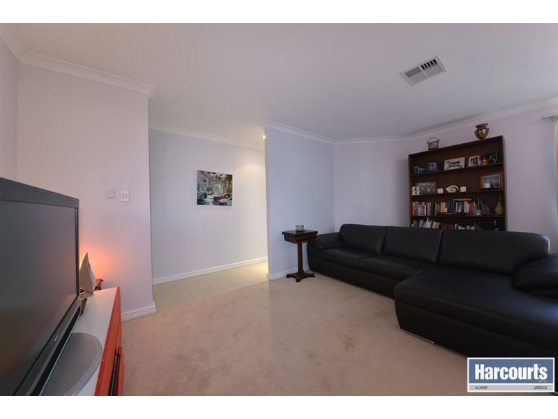 68 Carlton Turn, Currambine WA 6028