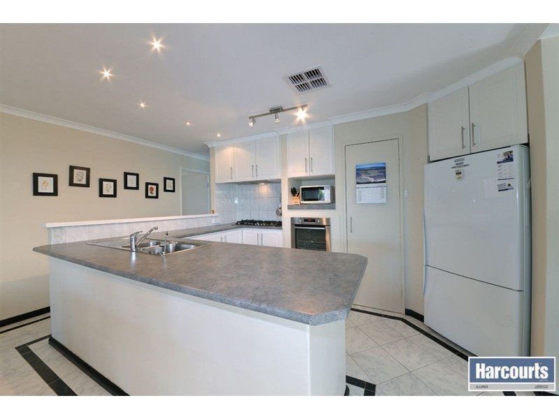 6 Yale Lane, Currambine WA 6028