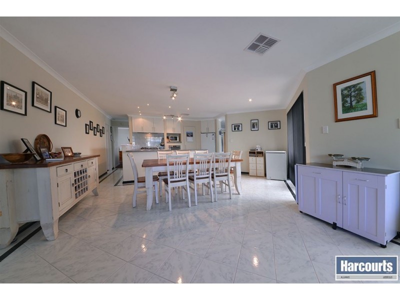 6 Yale Lane, Currambine WA 6028