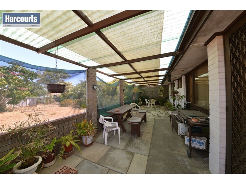 6 Eagle Street, Craigie WA 6025