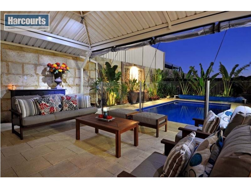 10 Beckman Road, Tapping WA 6065