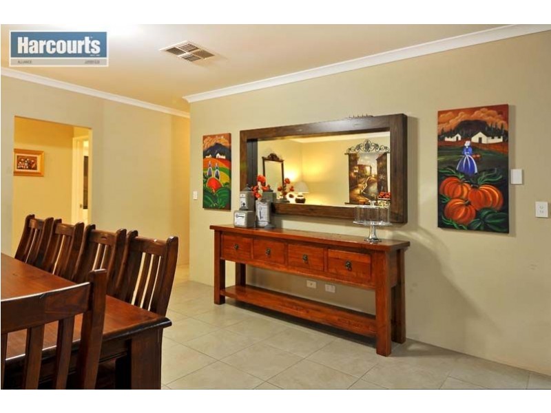 10 Beckman Road, Tapping WA 6065