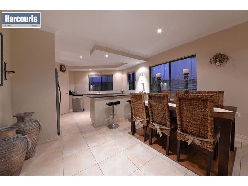 39A Wilmot Bend, Madeley WA 6065