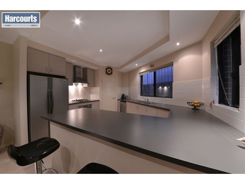 39A Wilmot Bend, Madeley WA 6065