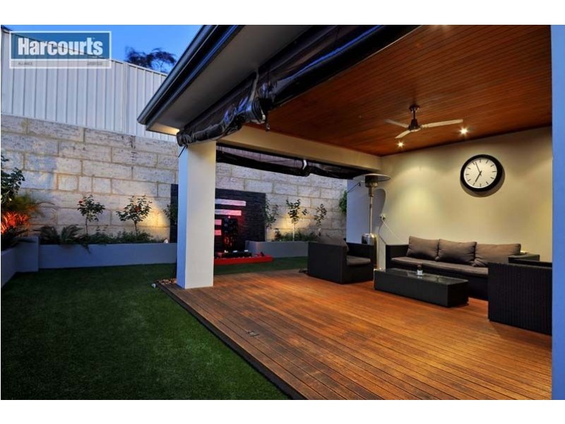 14 Kembla Circle, Madeley WA 6065