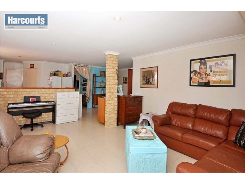 47 Viridian Drive, Banksia Grove WA 6031