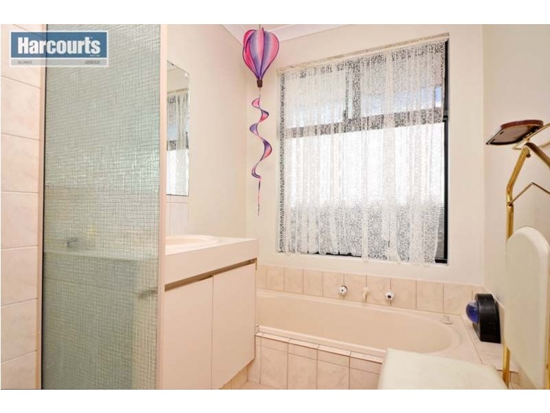 47 Viridian Drive, Banksia Grove WA 6031