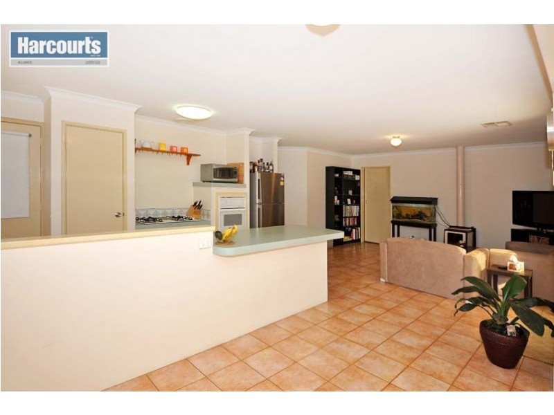 9 Lowana Court, Currambine WA 6028