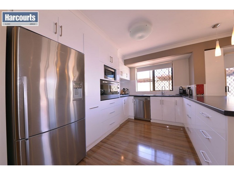 9 Figtree Place, Beechboro WA 6063