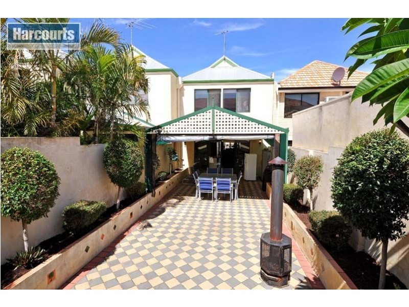 1/1 Piccadilly Circle, Joondalup WA 6027