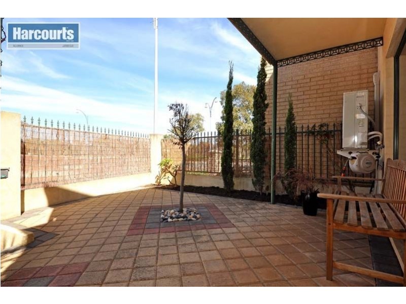 1/1 Piccadilly Circle, Joondalup WA 6027