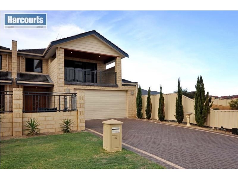 33 Susan Road, Madeley WA 6065