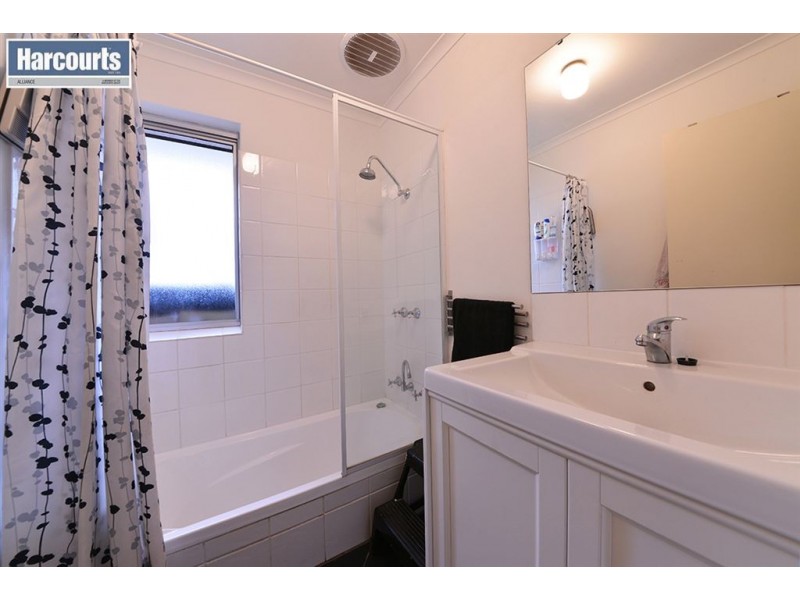 3 Stocker Court, Craigie WA 6025