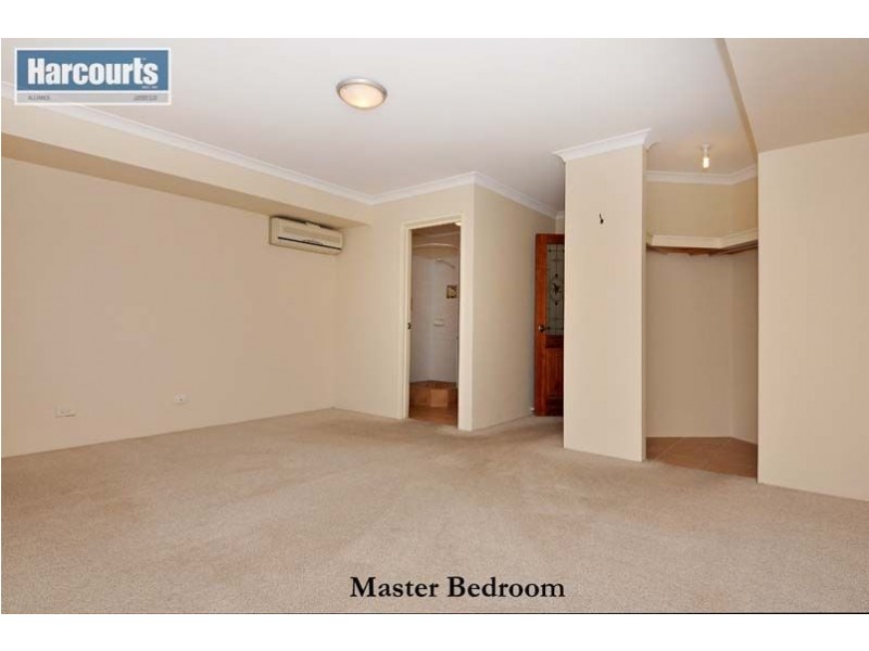 7 Mahogany Loop, Atwell WA 6164