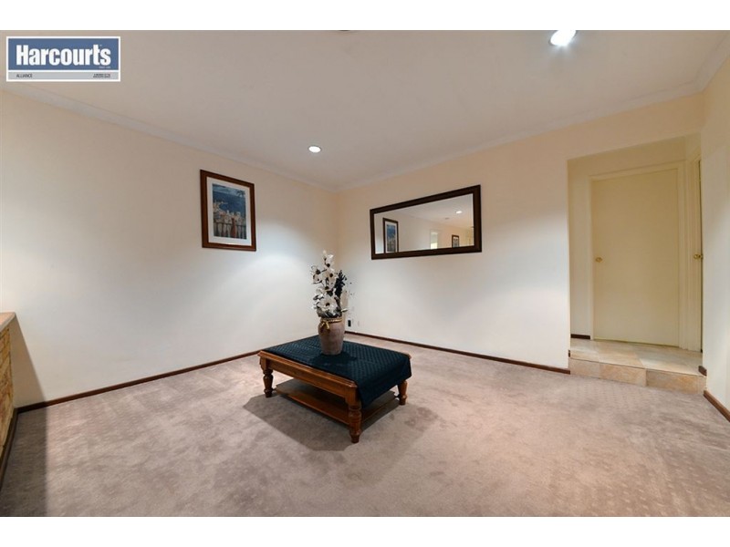 15 Lucerne Gardens, Edgewater WA 6027