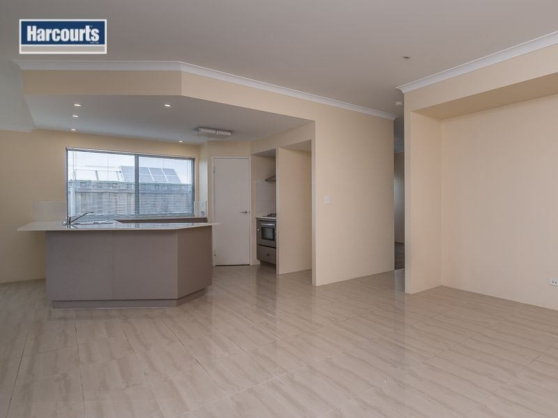 14 Sandbar Street, Yanchep WA 6035