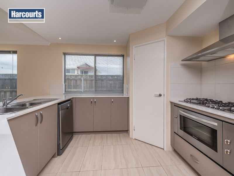 14 Sandbar Street, Yanchep WA 6035