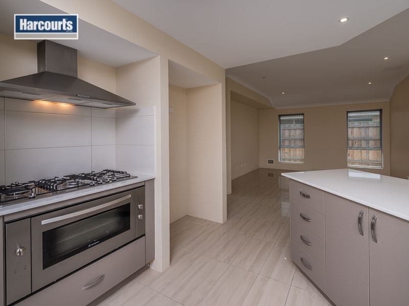 14 Sandbar Street, Yanchep WA 6035