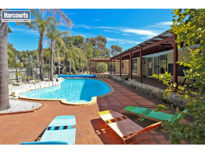 2 Ullswater Glade, Joondalup WA 6027