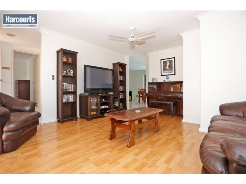 2 Ullswater Glade, Joondalup WA 6027