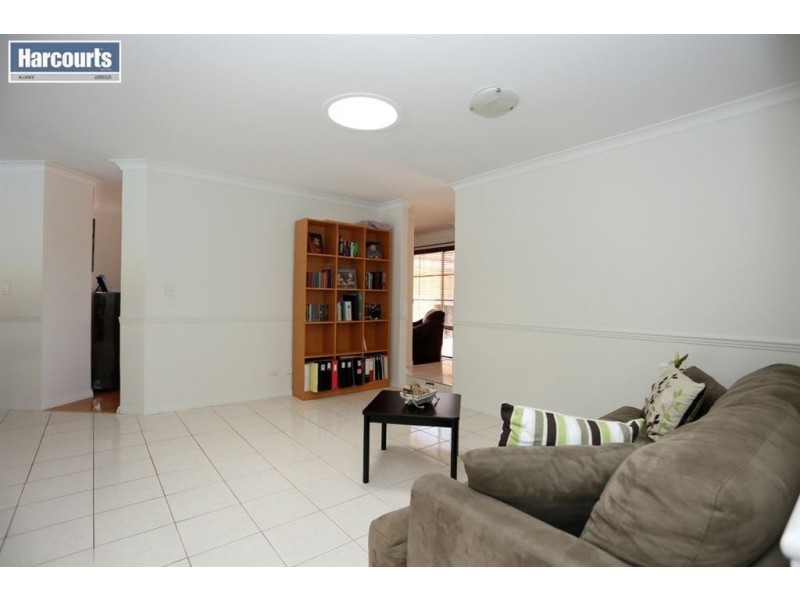2 Ullswater Glade, Joondalup WA 6027