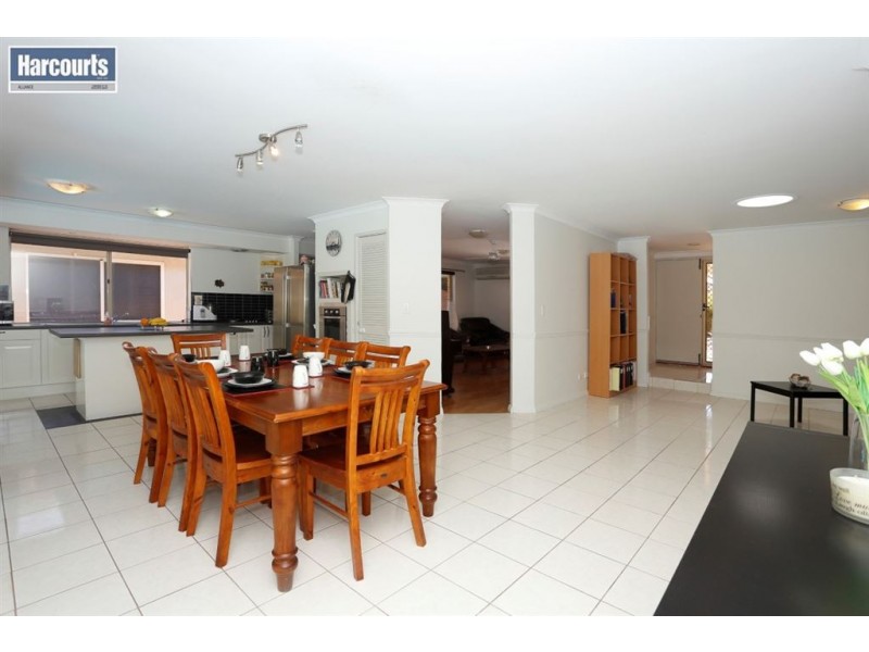 2 Ullswater Glade, Joondalup WA 6027