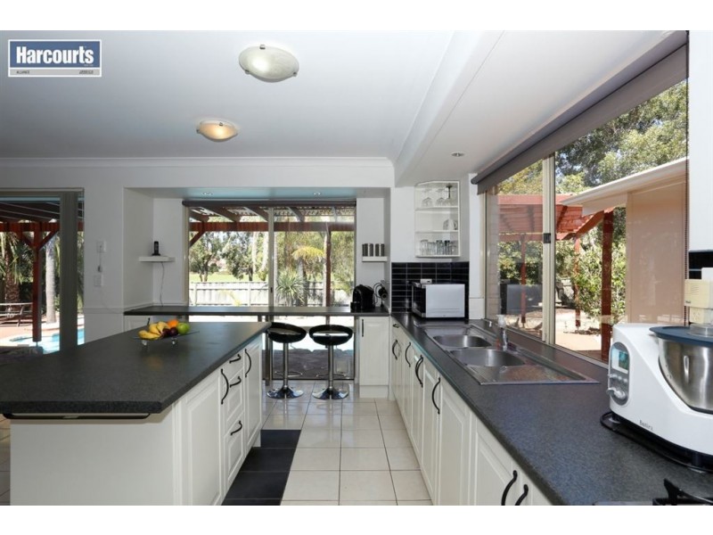 2 Ullswater Glade, Joondalup WA 6027