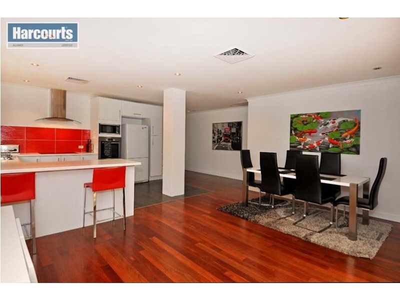 6 Telstar Place, Heathridge WA 6027