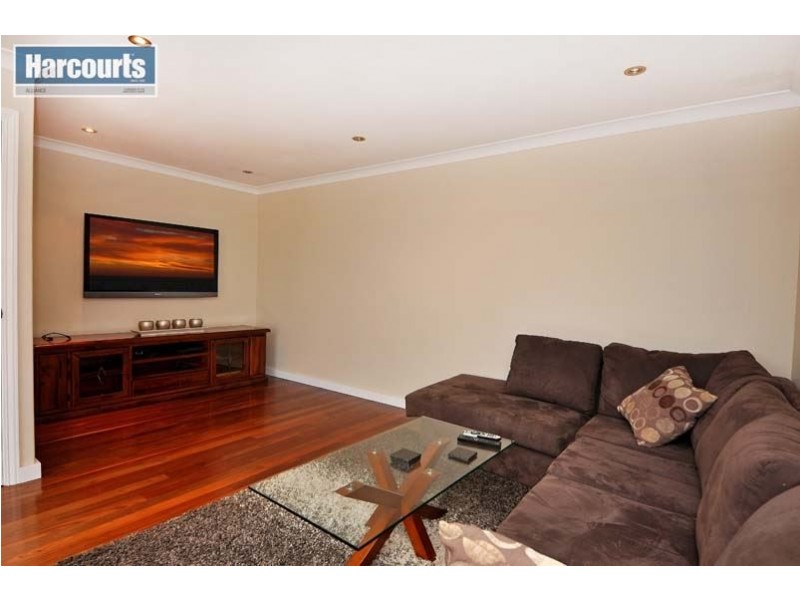 6 Telstar Place, Heathridge WA 6027