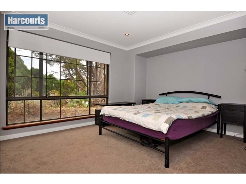 6 Telstar Place, Heathridge WA 6027