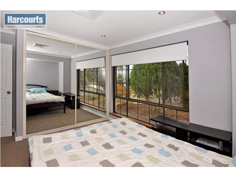 6 Telstar Place, Heathridge WA 6027