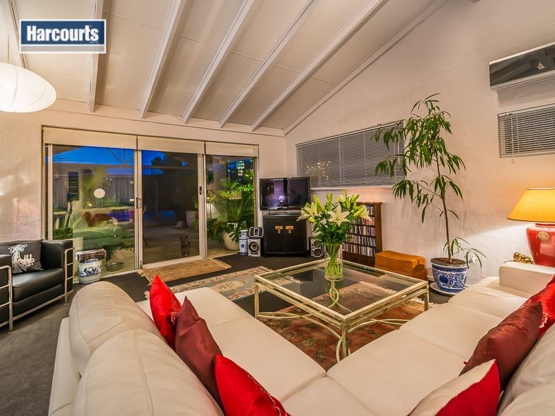 7 Beelara Way, Wanneroo WA 6065