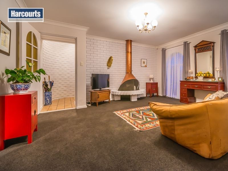 7 Beelara Way, Wanneroo WA 6065