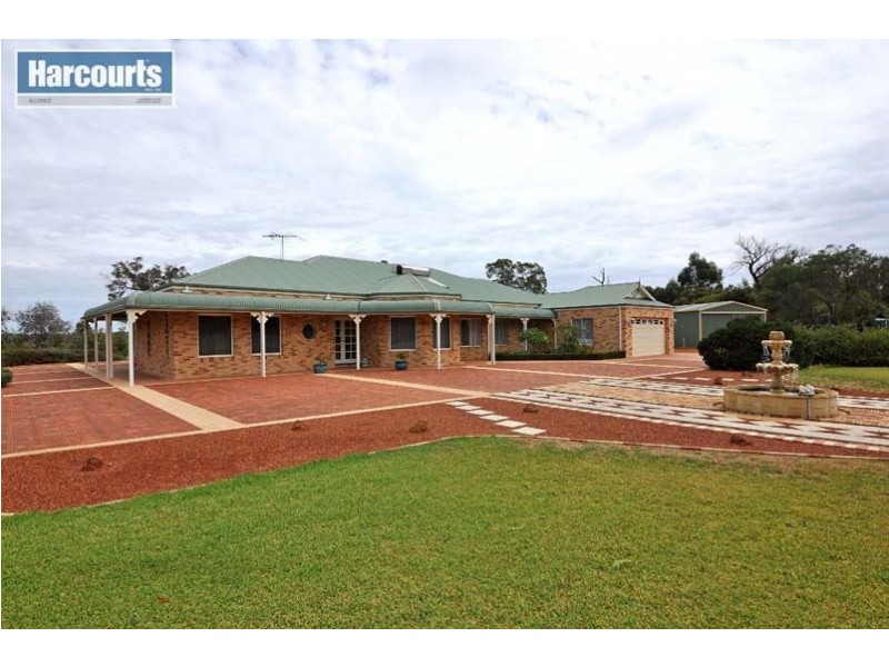 207 Santa Gertrudis Drive, Lower Chittering WA 6084