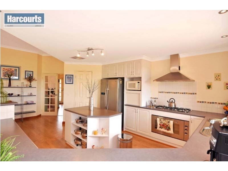 207 Santa Gertrudis Drive, Lower Chittering WA 6084