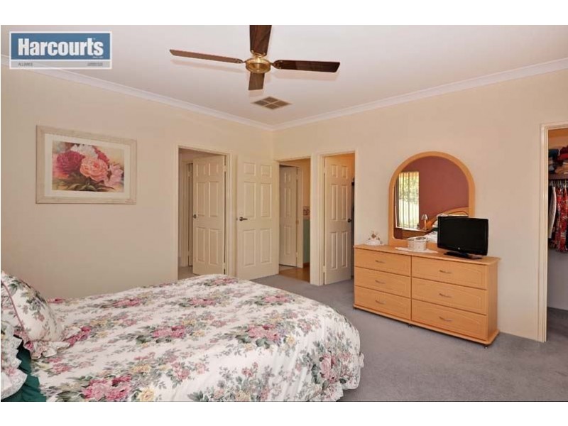 207 Santa Gertrudis Drive, Lower Chittering WA 6084