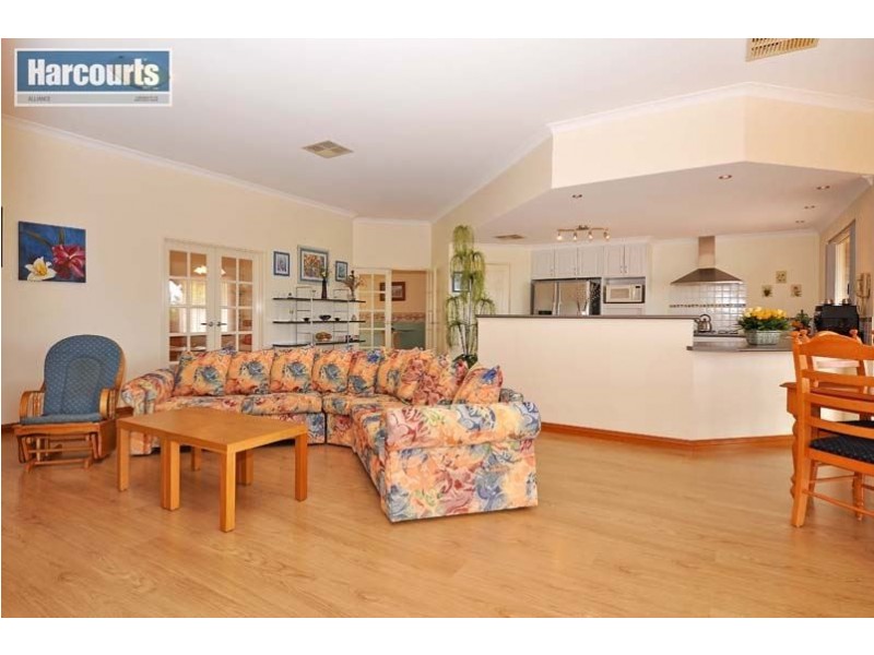 207 Santa Gertrudis Drive, Lower Chittering WA 6084