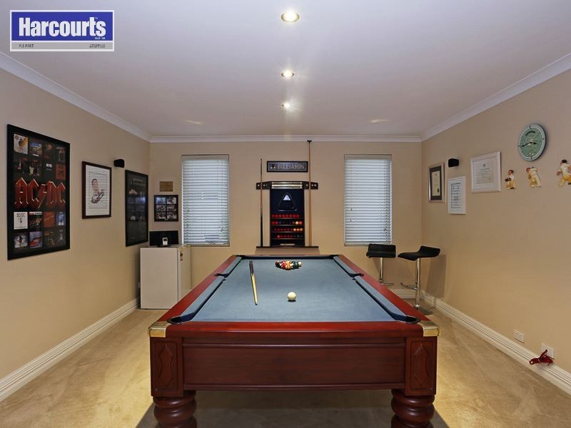 28 Bingarra Crescent, Tapping WA 6065