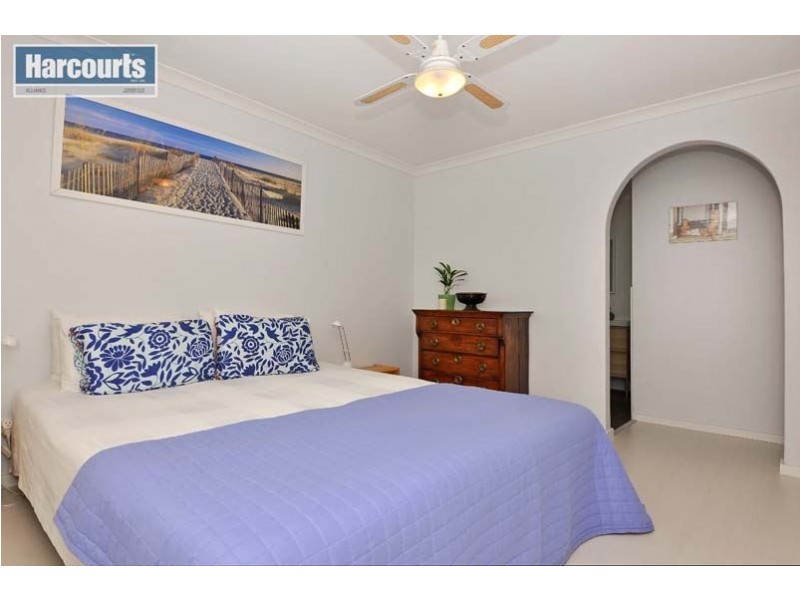 4 Arbroath Circle, Kinross WA 6028