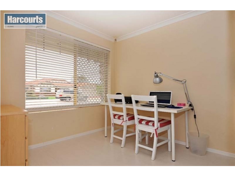 4 Arbroath Circle, Kinross WA 6028