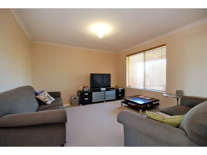 10 Eden Mews, Kinross WA 6028