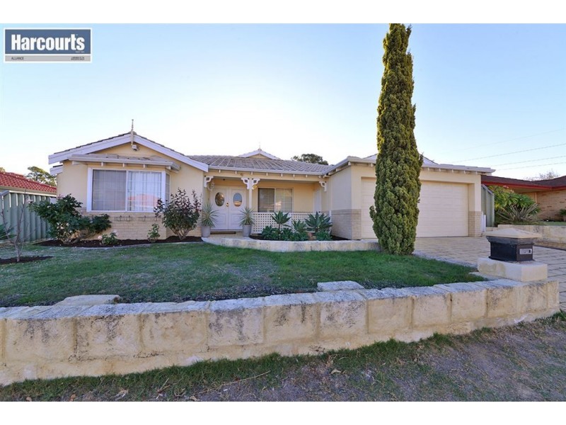 46 Fleetwood Circle, Woodvale WA 6026