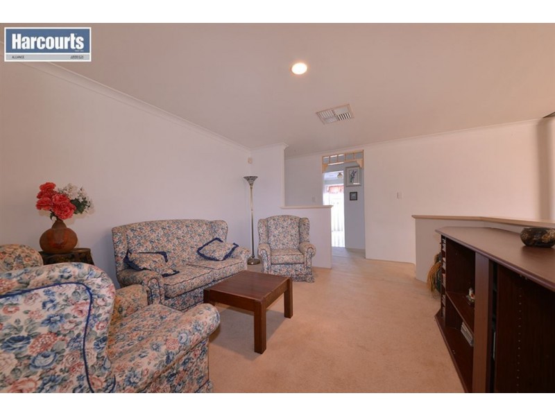 46 Fleetwood Circle, Woodvale WA 6026