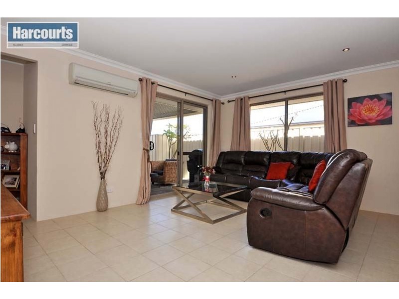 18 Harrison Lane, Madeley WA 6065