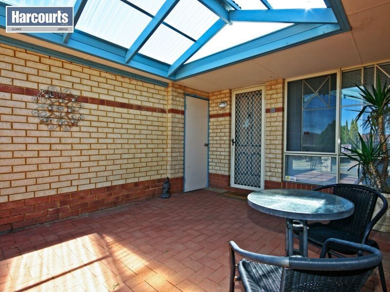 10 Brunel Court, Currambine WA 6028